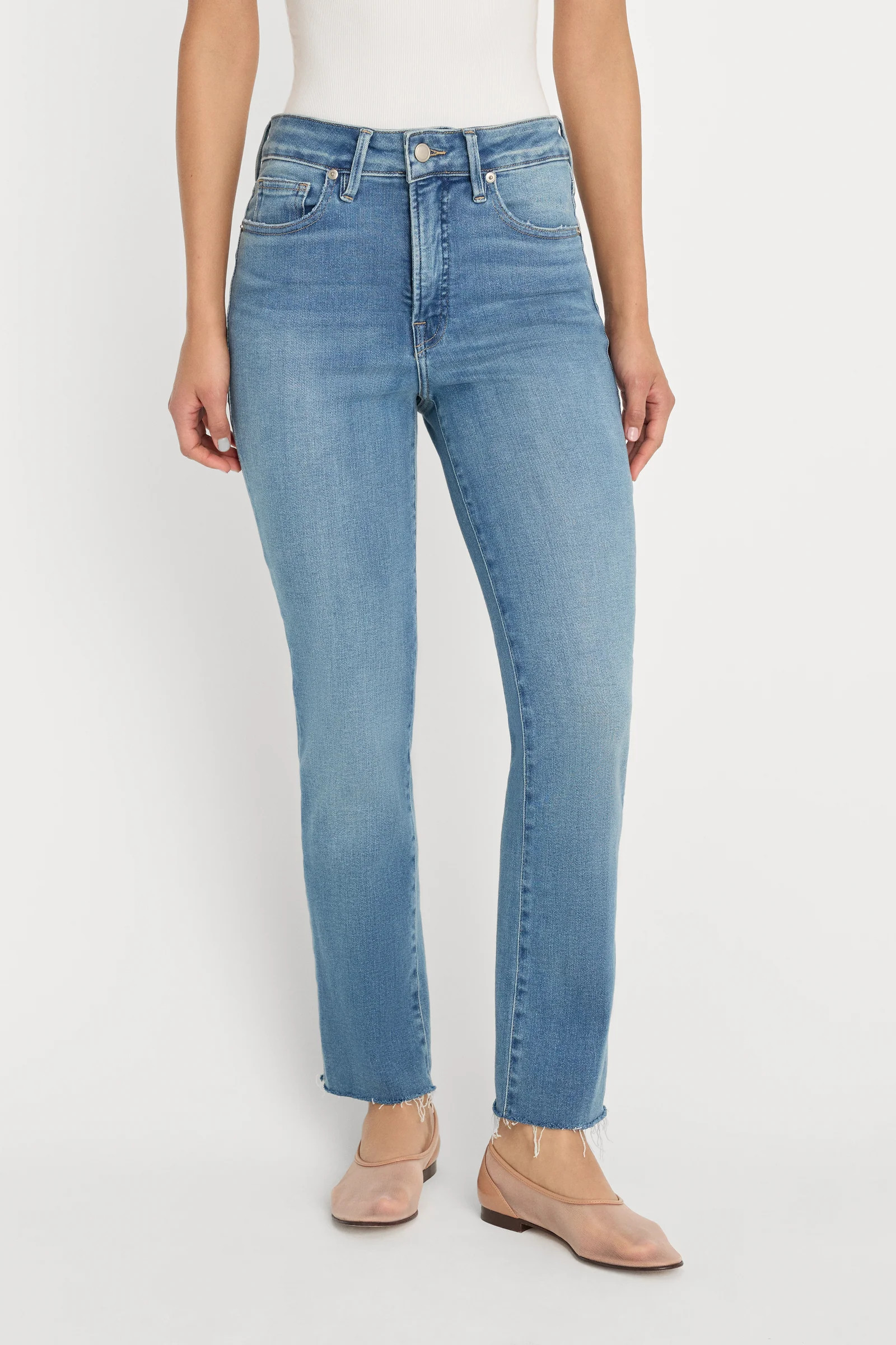 SOFT TECH GOOD LEGS STRAIGHT JEANS | INDIGO1209 | Good American