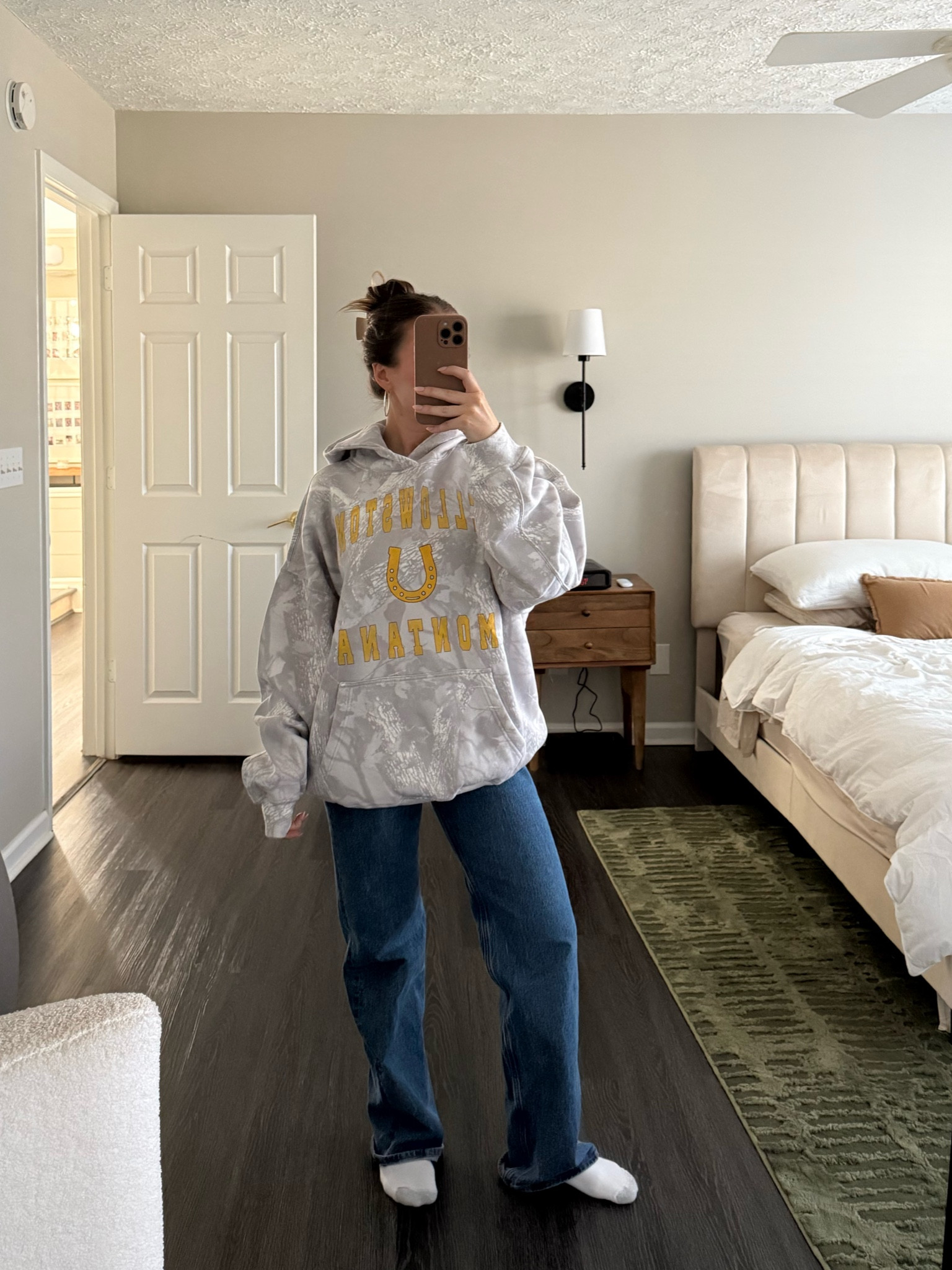 Yellowstone camo sweatshirt - wearing a large 
Jeans - tts 

#LTKStyleTip #LTKSeasonal