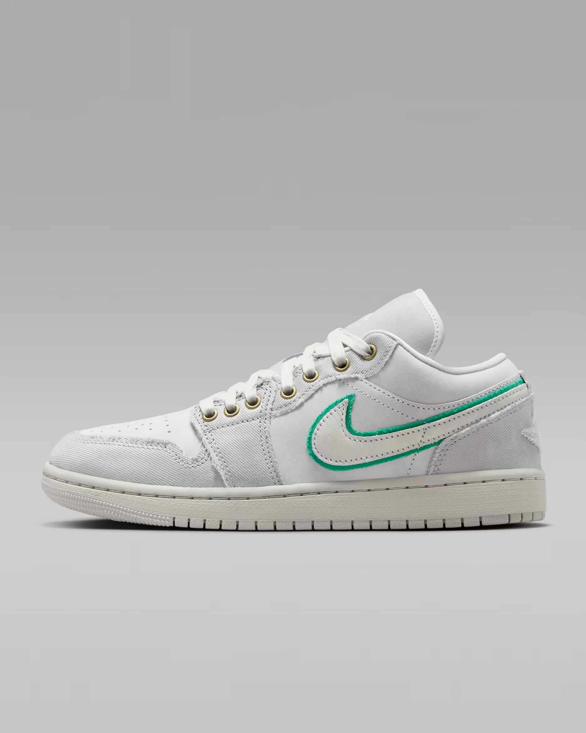 Air Jordan 1 Low SE Women's Shoes | Nike (US)