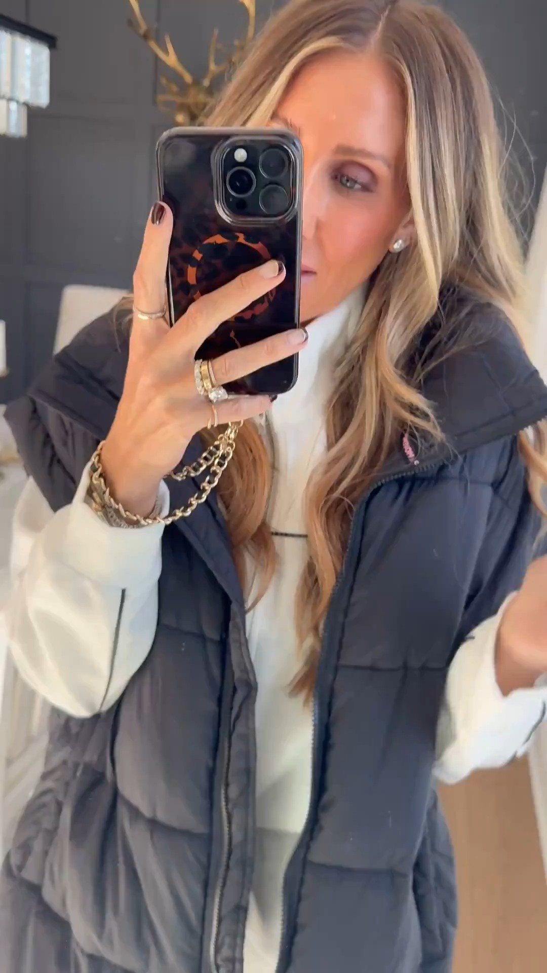 Amazon set size medium 
Vest size medium 

#LTKSeasonal #LTKStyleTip #LTKShoeCrush