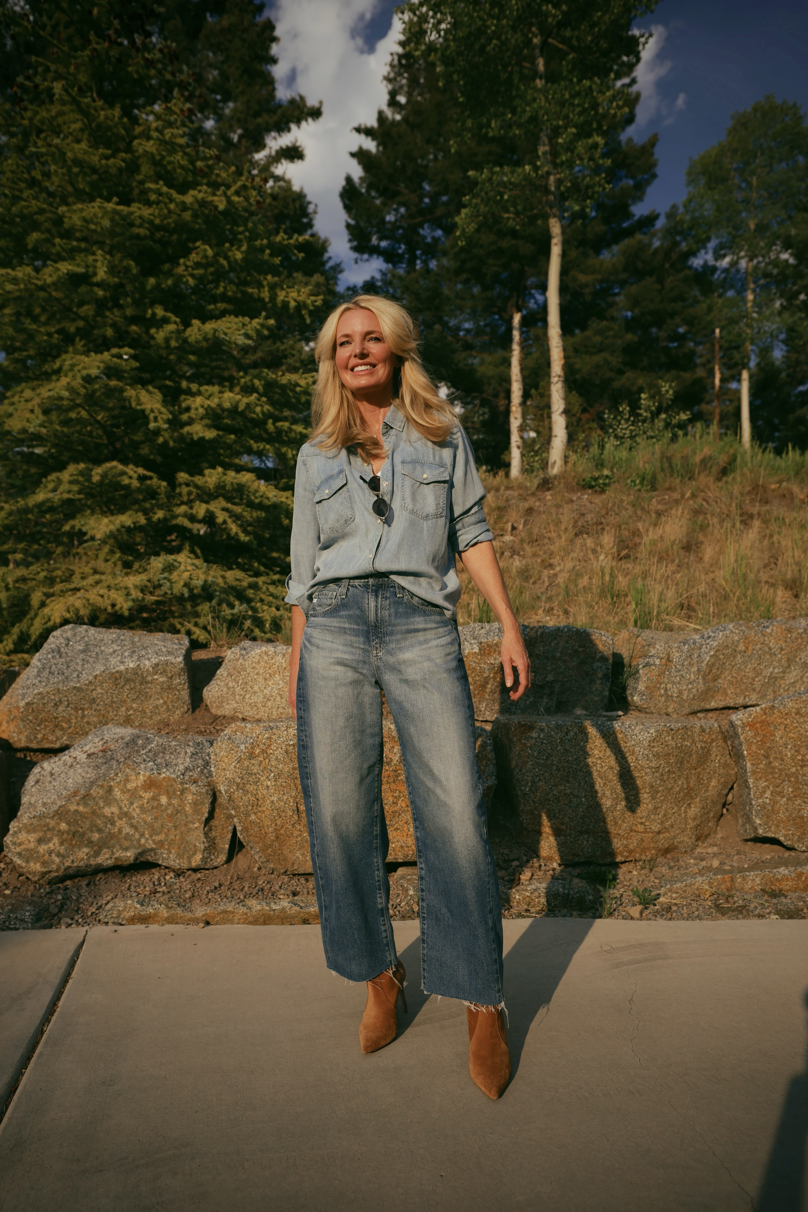 This is the outfit you throw on when you have zero energy to think but still want to look good!

Chambray button-down, wide-leg denim, cognac booties. Three pieces, no overthinking, and it still looks like an outfit. This is what I reach for on the days I want to feel like myself without a lot of effort.

#LTKgrwm #LTKOver40 #LTKSaleAlert