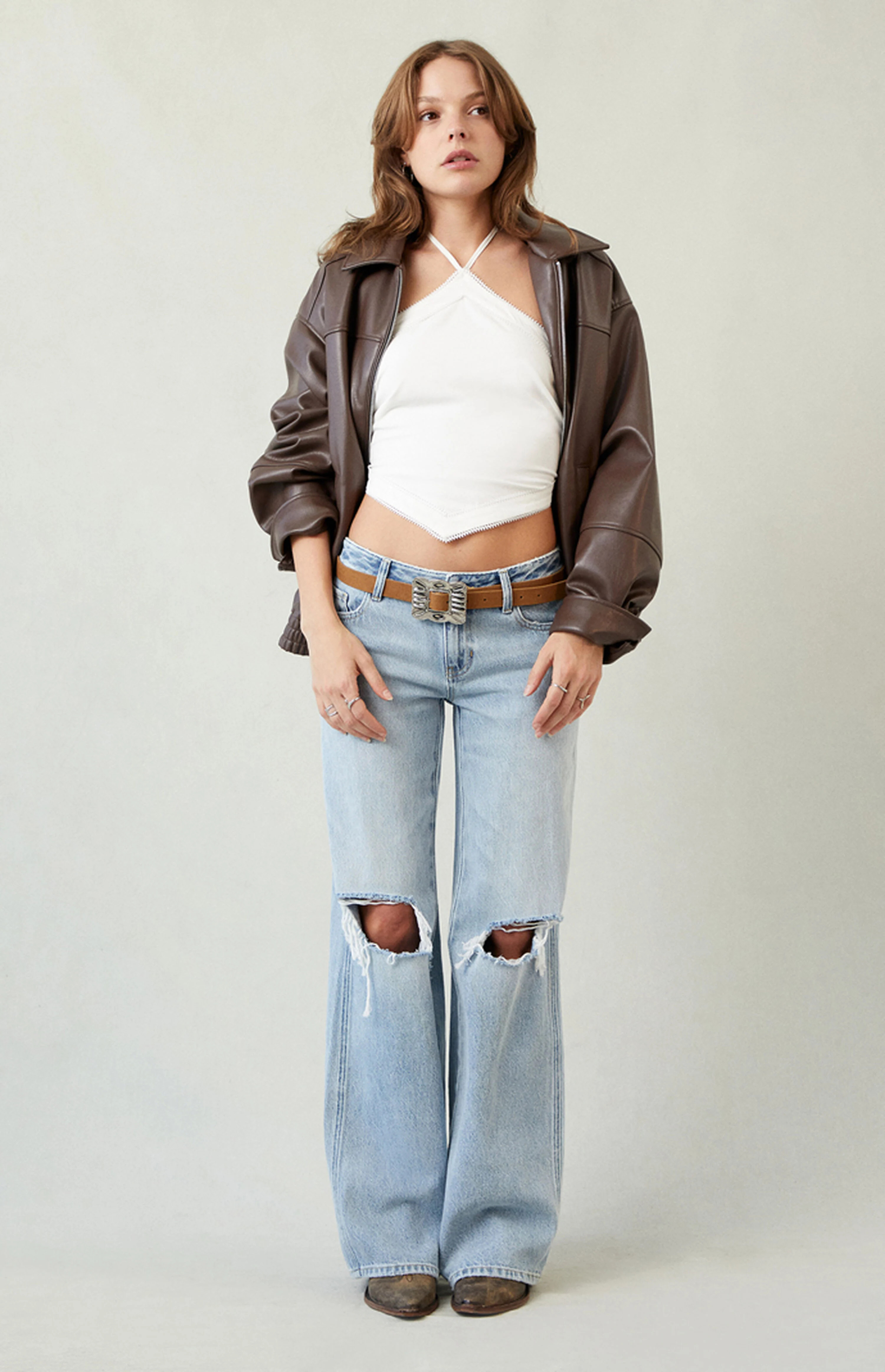 Pacsun Casey Low Rise Baggy Jeans Ripped Knee Light Indigo | PacSun