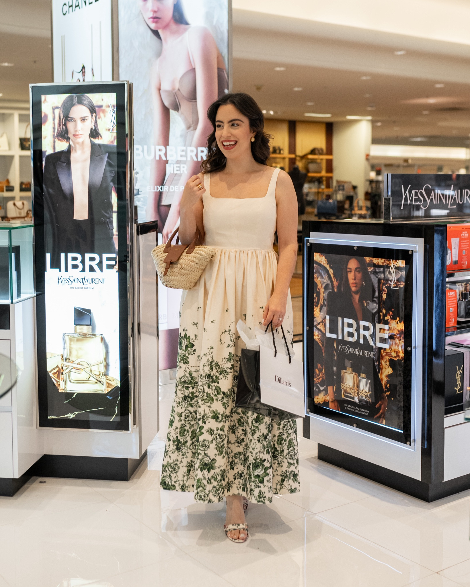 The most beautiful floral dress for Spring, and the perfect fragrance gift set for Mother’s Day!



#LTKbeauty #LTKstyletip