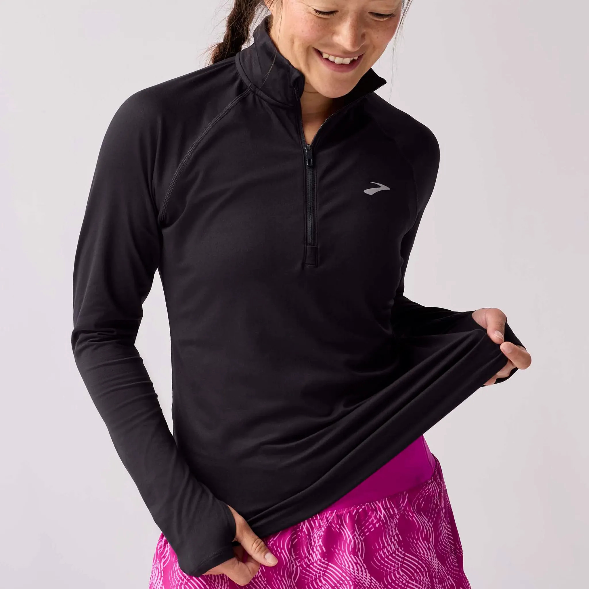 Women's Brooks Dash 1/2-Zip 3.0 - Black, Size: XS | Apparel - Road Runner Sports | Road Runner Sports