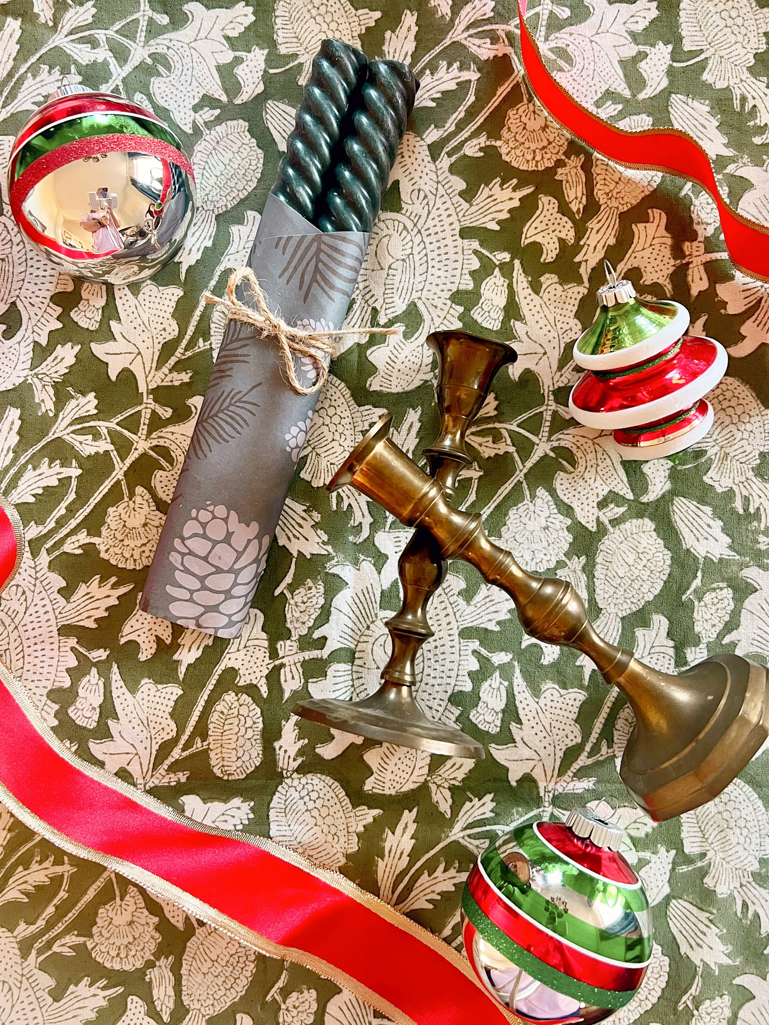 Holiday Hostess Gift Ideas with a Vintage Twist: Brass Candlesticks + Unique Taper Candles #vintageholiday

#LTKSeasonal #LTKHoliday #LTKGiftGuide