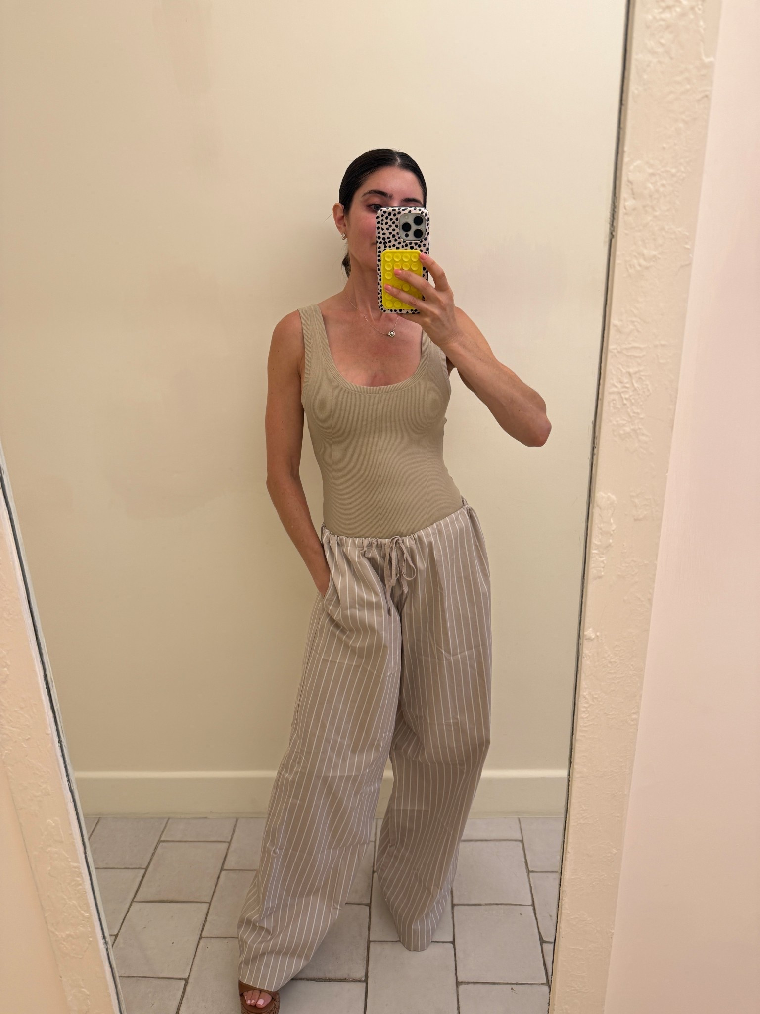 Capri

#LTKOver40 #LTKFindsUnder100 #LTKTravel