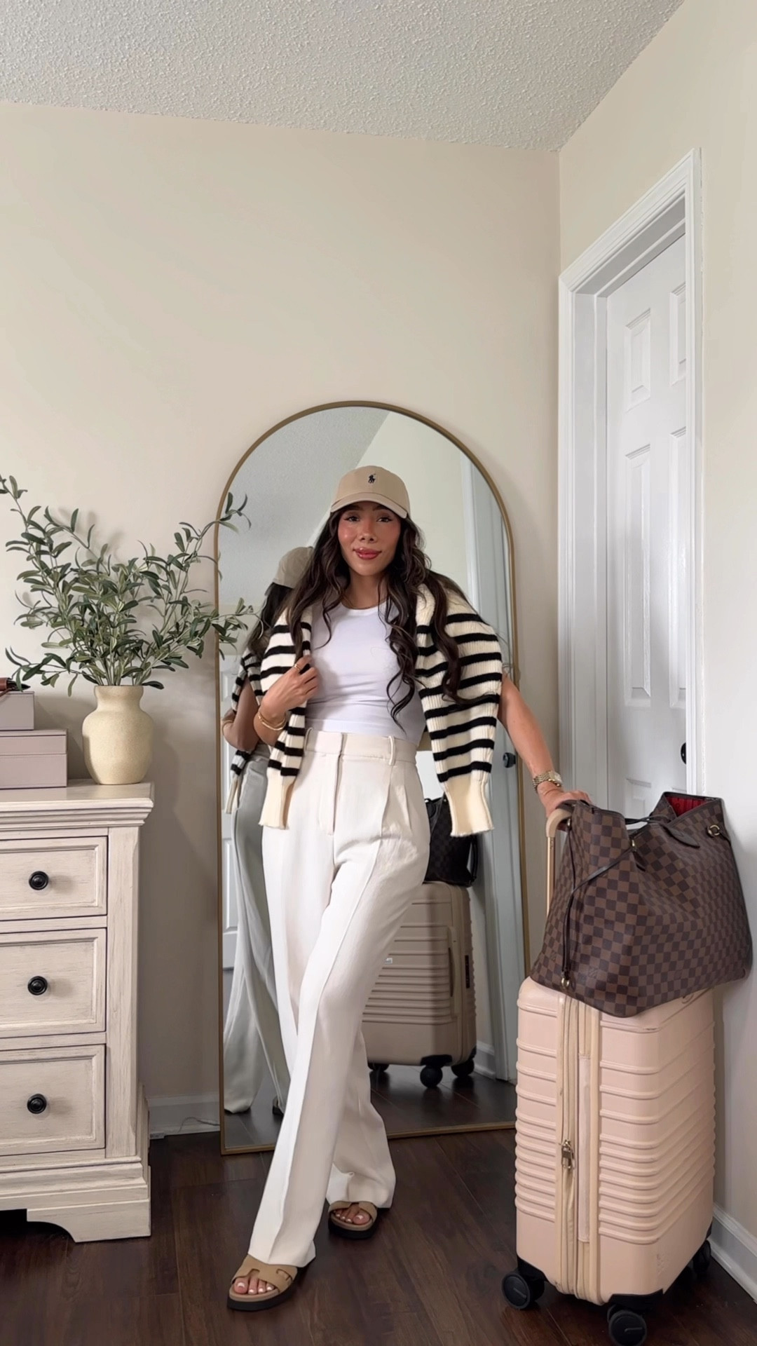 Easy comfy airport outfit 

#LTKStyleTip #LTKFindsUnder50 #LTKWatchNow