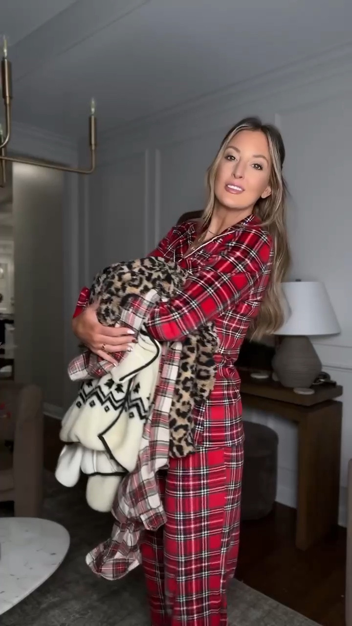 #walmartpartner These Walmart new arrivals are SO good! The cutest holiday pajamas, $10 Sherpa pullovers are back in stock, men’s finds but for the girls and more! @walmartstyle #walmartstyle 

#LTKGiftGuide #LTKHoliday #LTKSeasonal