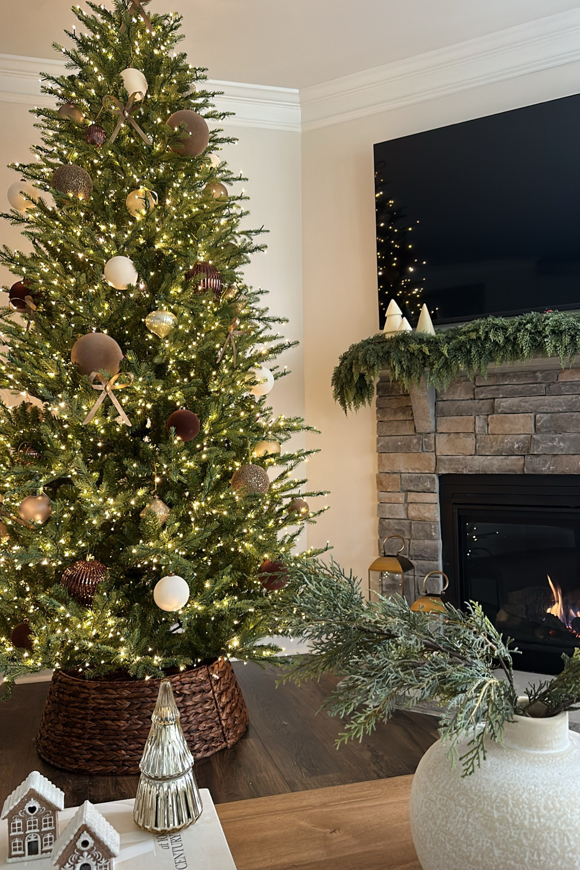 Grand duchess Christmas tree 

#LTKSeasonal #LTKHome