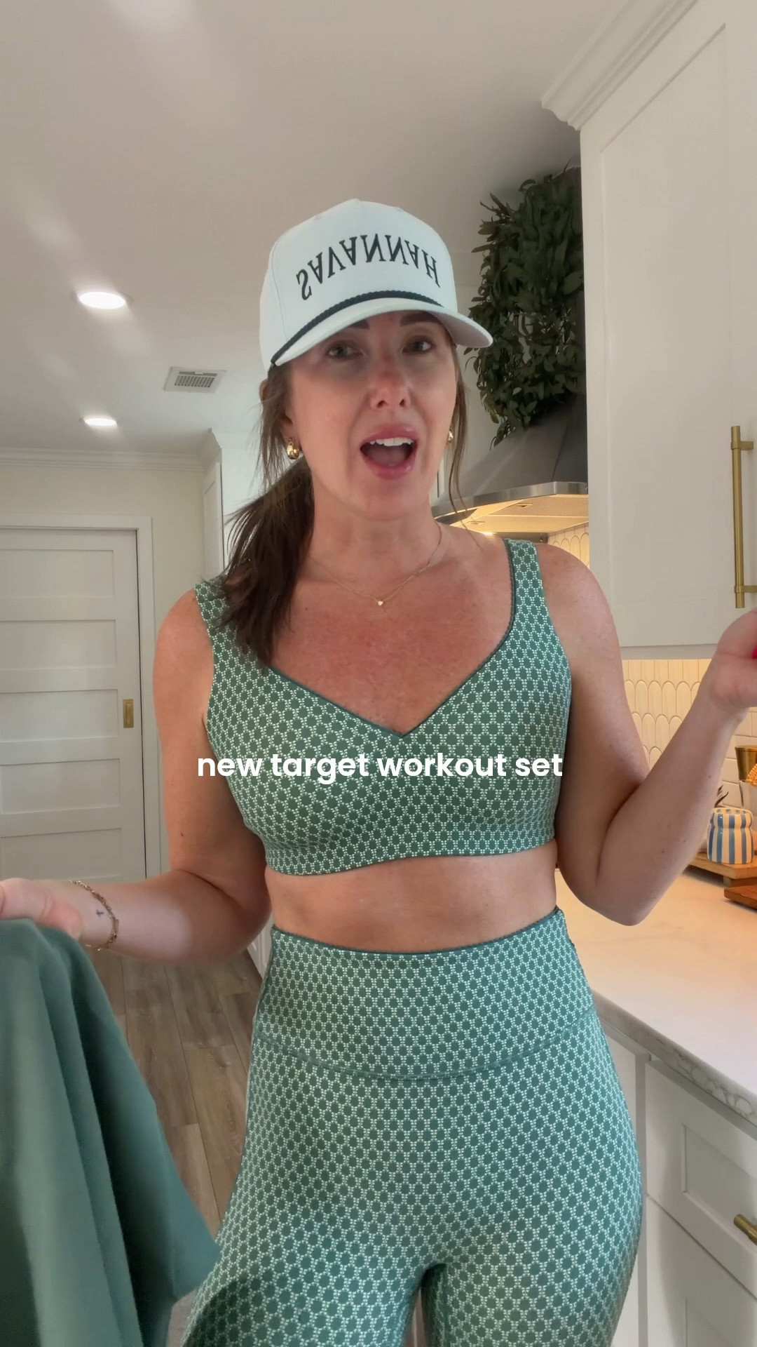 New target workout set 🤌🏻

Wearing a medium + I love this color green!

#LTKActive #LTKSaleAlert #LTKfitnessgoals