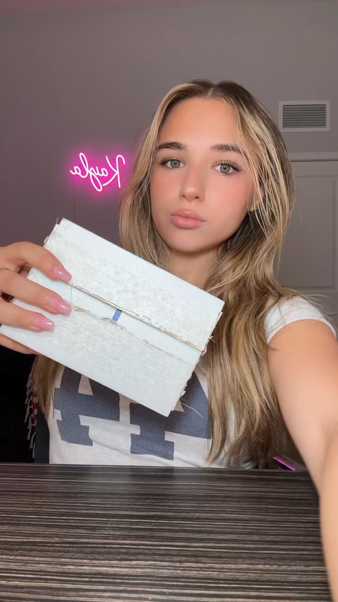 UR SIGN TO POST!!

#LTKStyleTip #LTKBeauty #LTKFindsUnder100