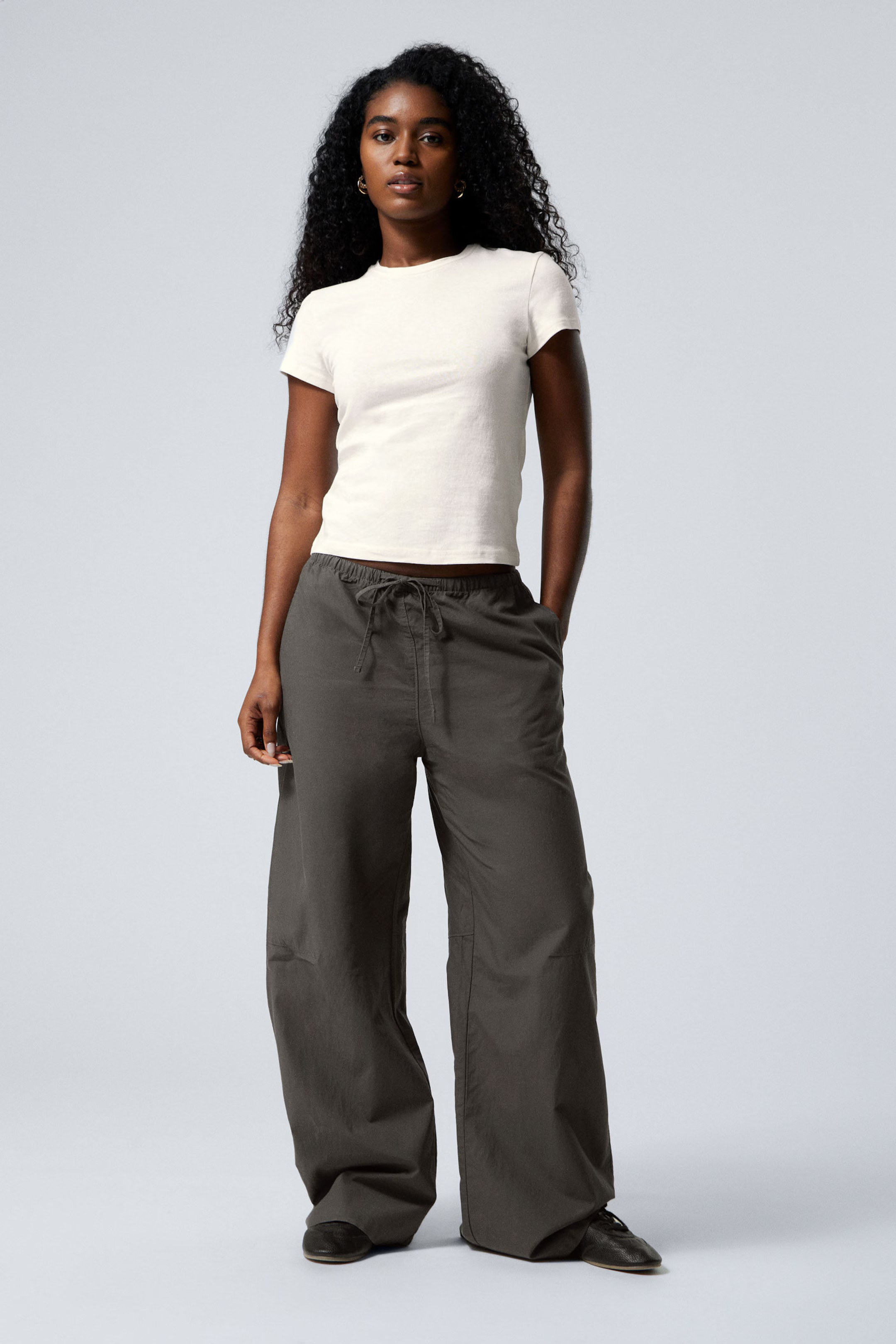 Loose Fit Low Waist Washed Trousers | Weekday