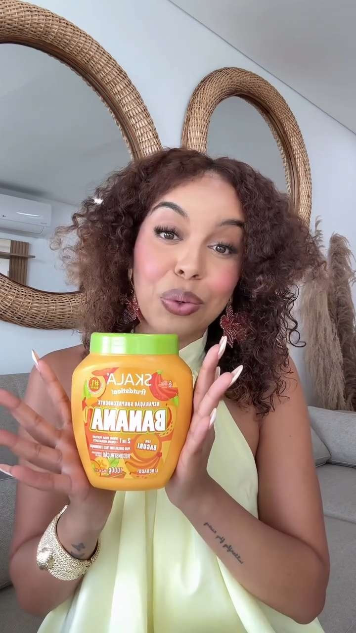 WHAAAA🤯…so I guess skala’s distributed directly in South America may in fact hit different for the curls…I bought the banana skala while here in Colombia AND THESE ARE MY RESULTS😍 

 #LTKgrwm #LTKU #LTKBeauty