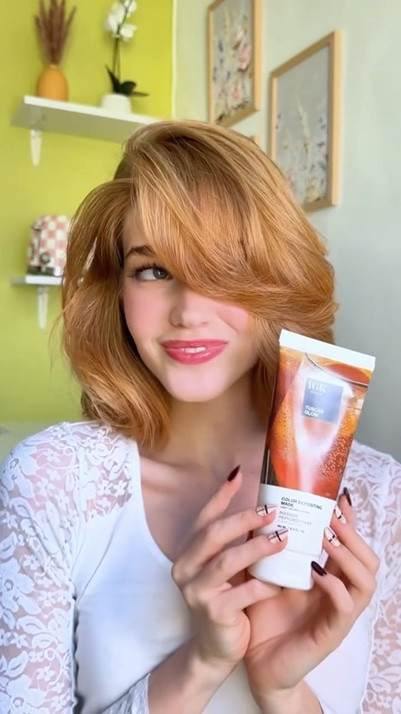 blonde to copper in minute’s > 👩🏻‍🦰 @igkhair ‘s color depositing mask in “Tuscan Glow” available at @ultabeauty 

 #igkpartner #hair #hairgloss #hairstyles #shorthair