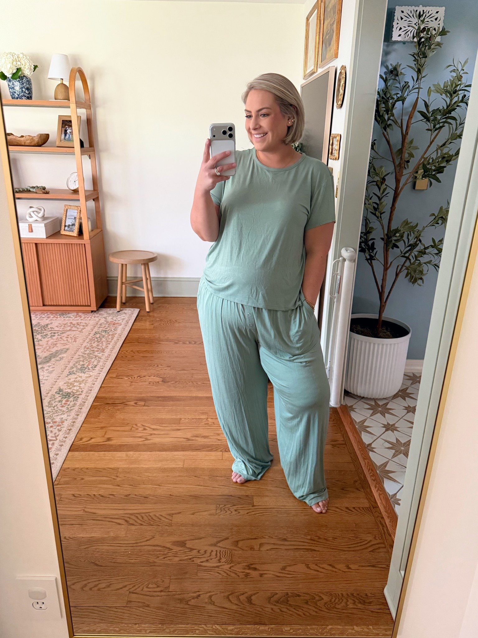 Buy every single color in this set!!!! Wearing the 2X in both 

#LTKPlusSize #LTKmomlife