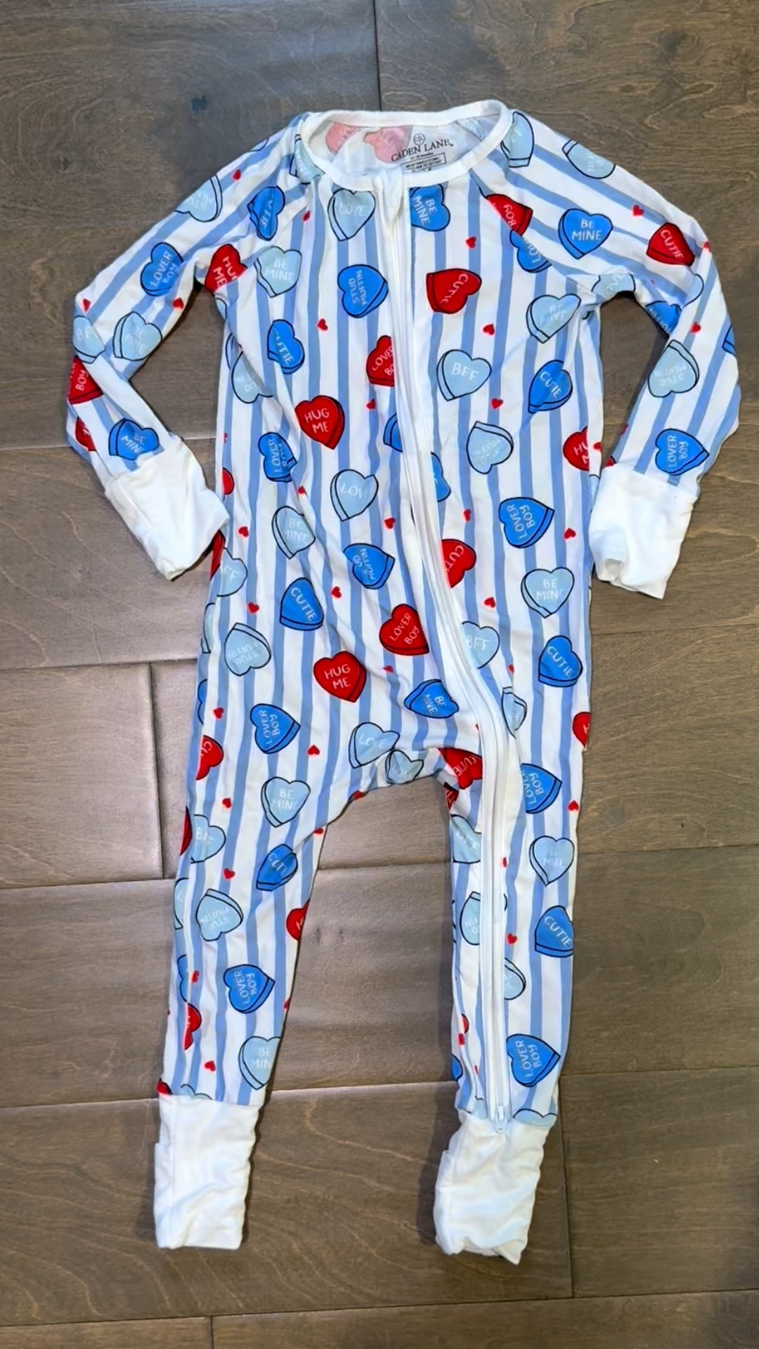 These Valentine’s Baby Boy Bamboo Pajamas from Caden Lane are absolutely adorable❤️

#LTKValentine #LTKBaby #LTKmomlife