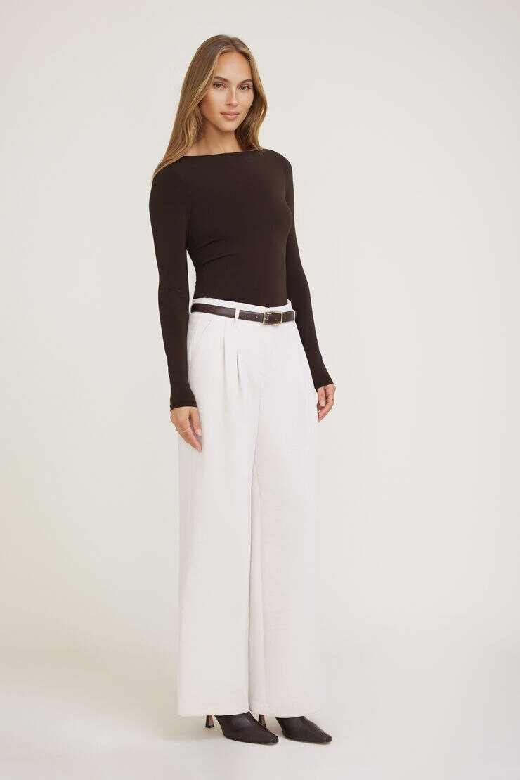 Nola Sculpt Long Sleeve Top | Dynamite Clothing