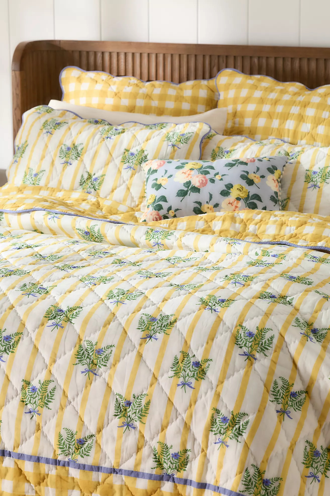 Iluka 100% Cotton Gauze Floral Quilt | Anthropologie (US)