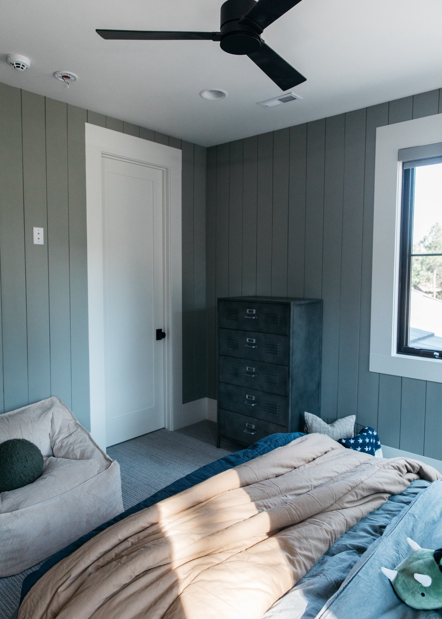 The Corduroy Lounger was the perfect cozy addition. Boys rooms details from Pottery Barn Teen linked below.

#LTKHome #LTKStyleTip