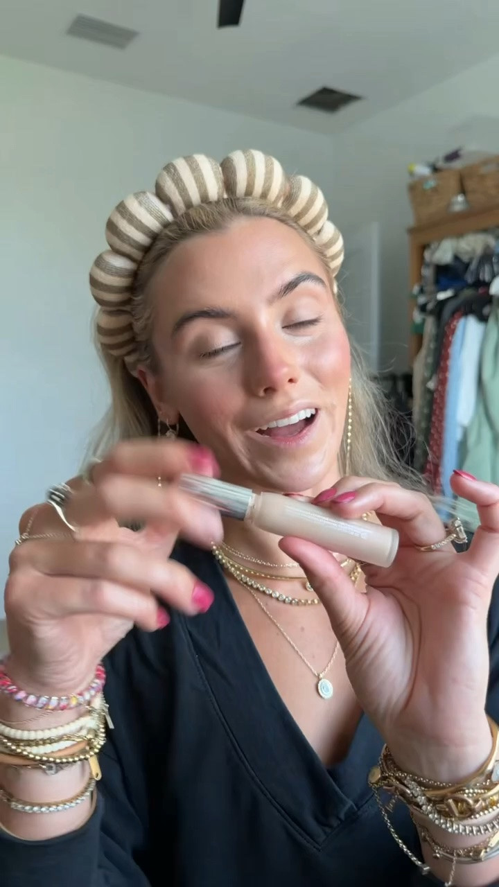 @hauslabs concealer! A long-wearing, non-comedogenic concealer that visibly blurs, brightens and conceals with medium, buildable coverage that de-puffs after 2 weeks of daily use. @Sephora        @kohls

#LTKgrwm #LTKselfcare #LTKBeauty