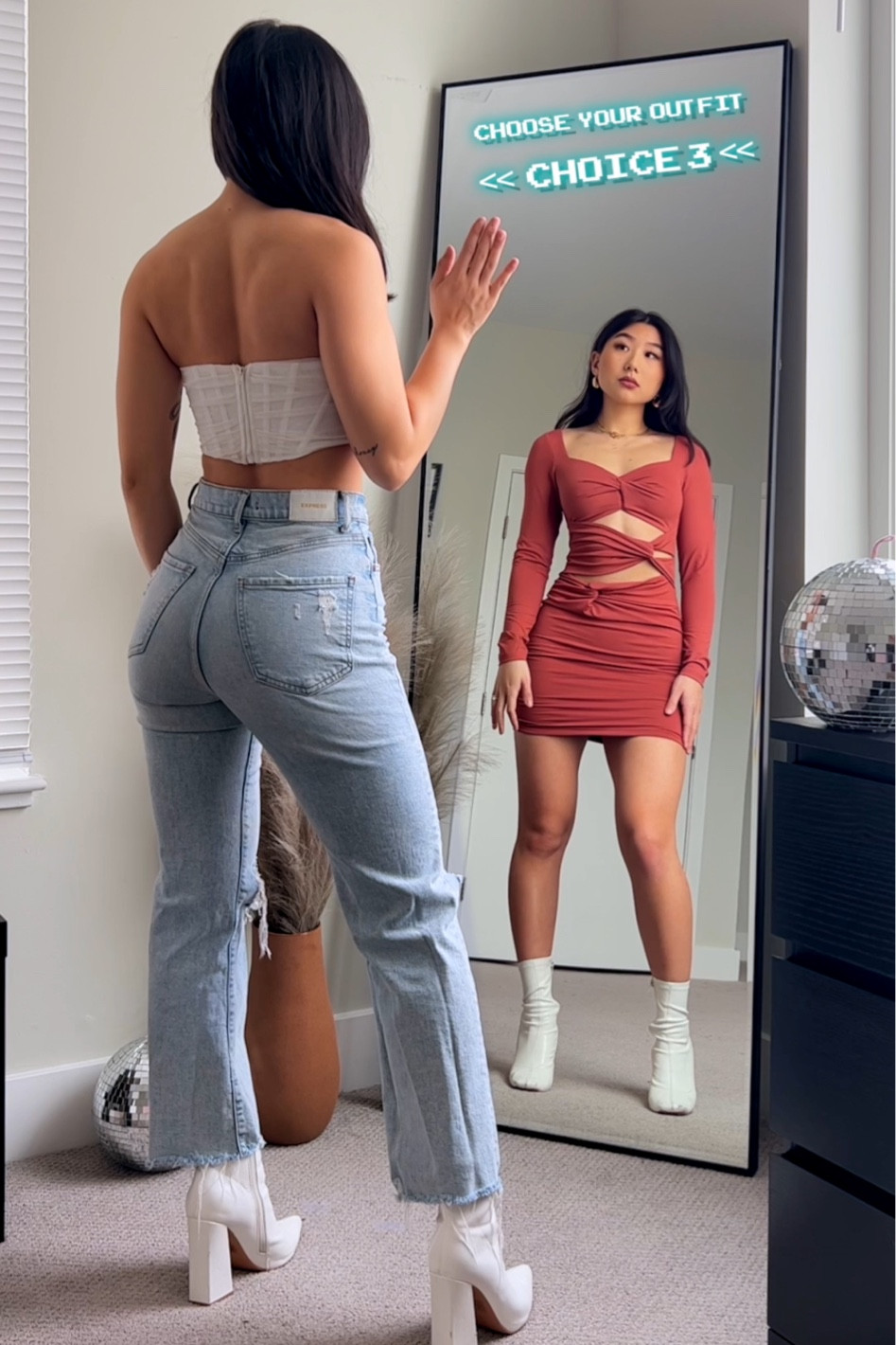 Jeans: size 00
Corset: size XS
Dress: size XS
Both Boots: true to size