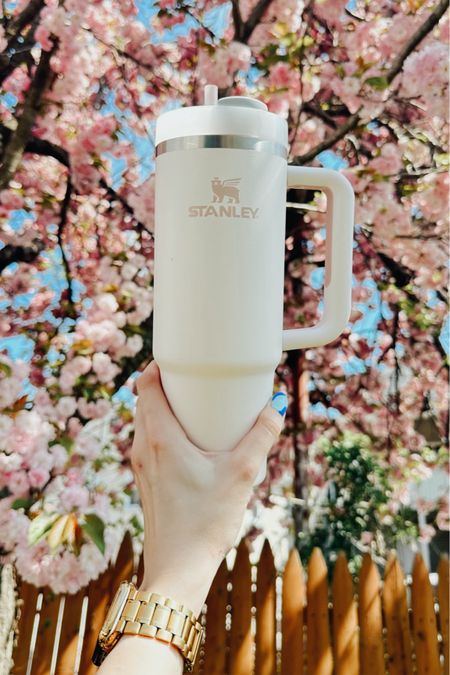 Stanley quencher tumbler would be a great Mother’s day gift idea! Perfect for traveling or for working out! 

#LTKActive #LTKtravel #LTKGiftGuide