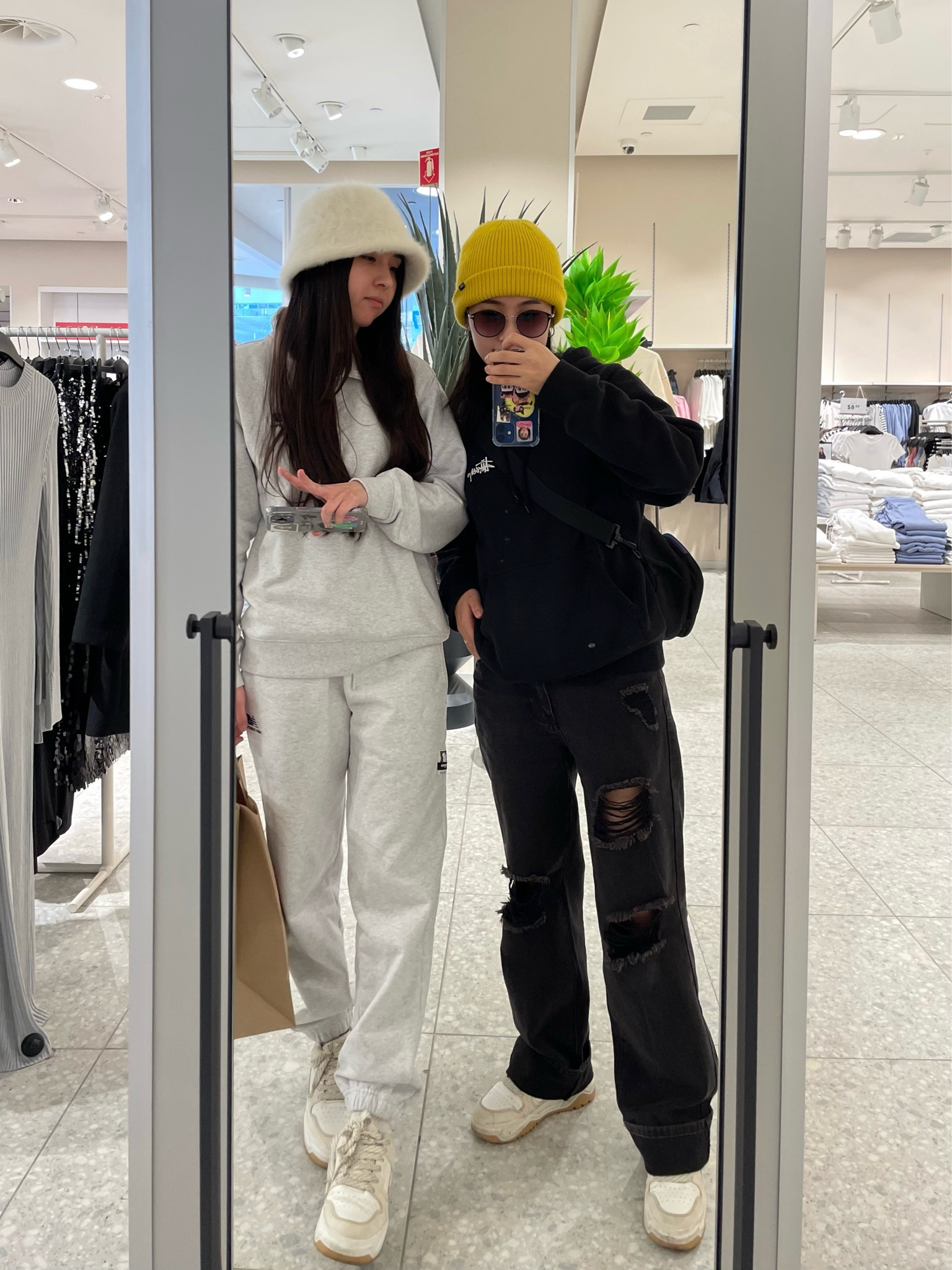 We went shopping for our upcoming trip to Mexico next week ✨ So excited to share more of our outfits over there!

P.S : If you need any help to find the New Balance grey outfit, please let us know😊

#LTKSeasonal #LTKstyletip #LTKtravel