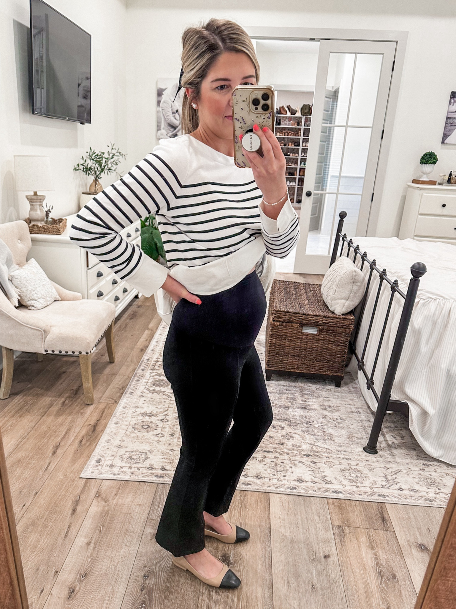 2nd trimester maternity pants from Old Navy on sale for $22🤰 Very comfy, wearing an XS

They don’t come in petite but they are a regular cropped length so they fit like a petite length😅

Maternity pants, maternity work pants, 21 weeks pregnant

#LTKBump #LTKSaleAlert #LTKWorkwear