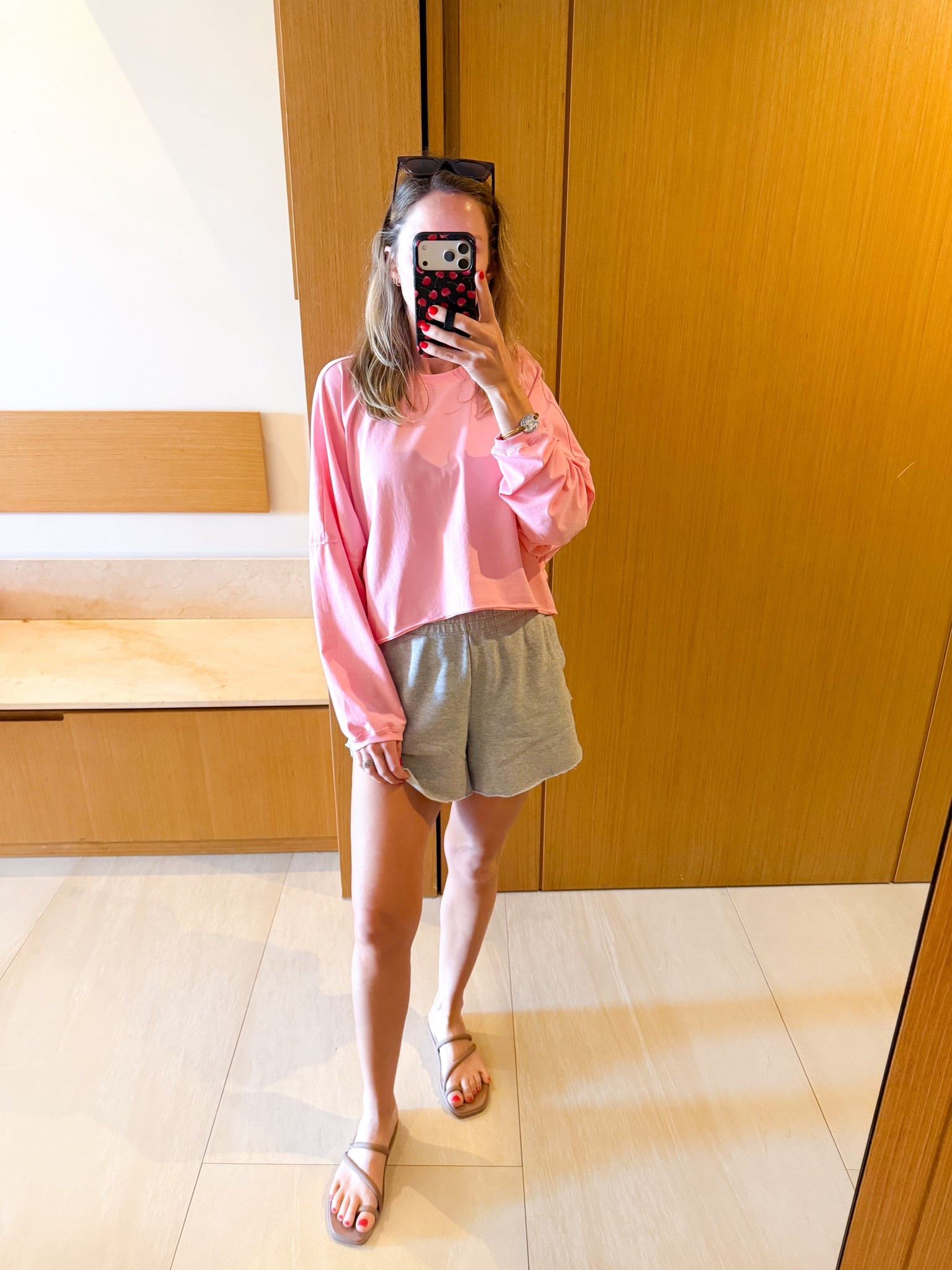 Outfit for breakfast in the morning 