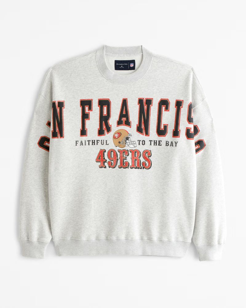 Abercrombie & Fitch Men's San Francisco 49ers Graphic Crew Sweatshirt in Light Gray Heather - Size XXXL | Abercrombie & Fitch (US)