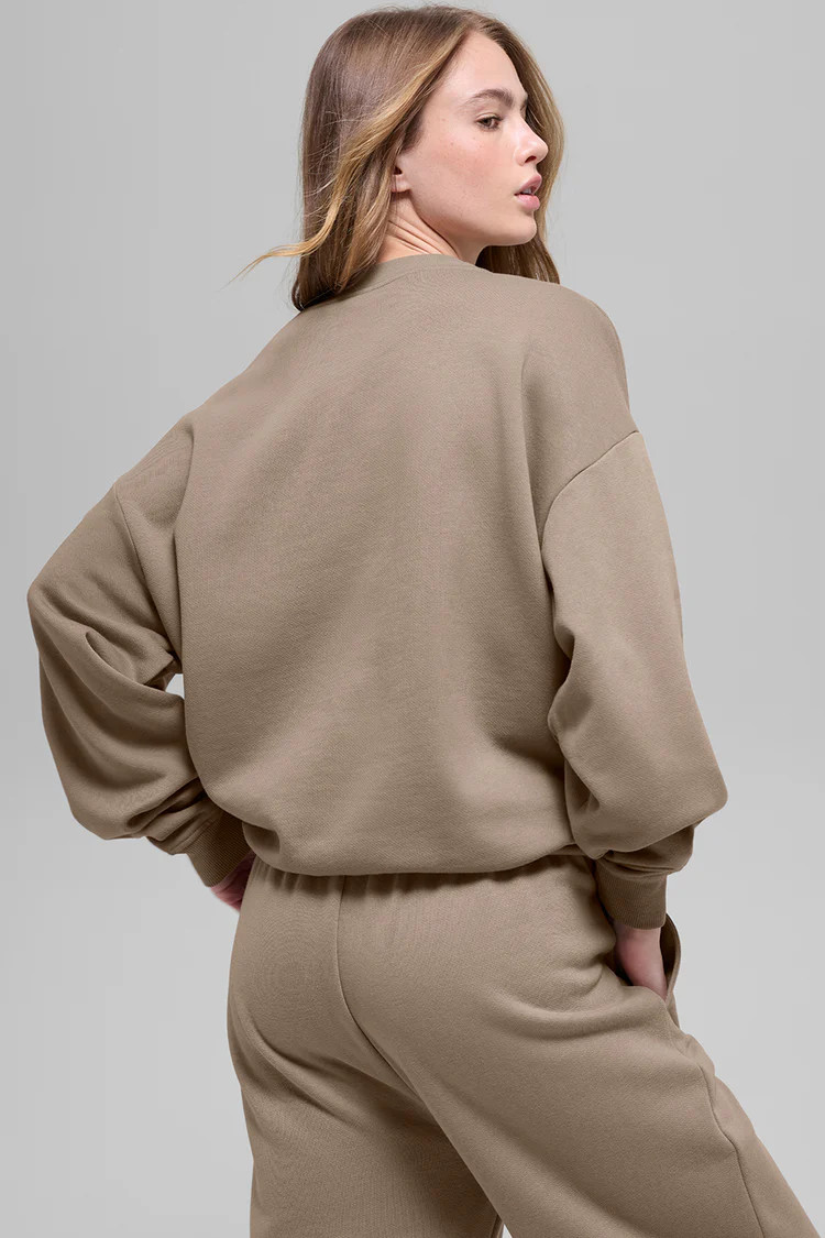 Accolade Crew Neck Pullover | Alo Yoga (US)