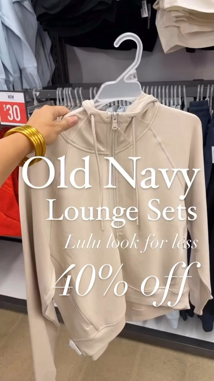 Like and comment “OLD NAVY SETS” to have links sent directly to your messages. Loving these old navy sets. They remind me of lulu - quality is so good and they come in such pretty colors ✨ currently 40% off in a S in both
.
#oldnavy #oldnavstyle #oldnavyactive #loungesets #loungewear #casualstyle #casualoutfit 

#LTKSaleAlert #LTKActive #LTKFitness