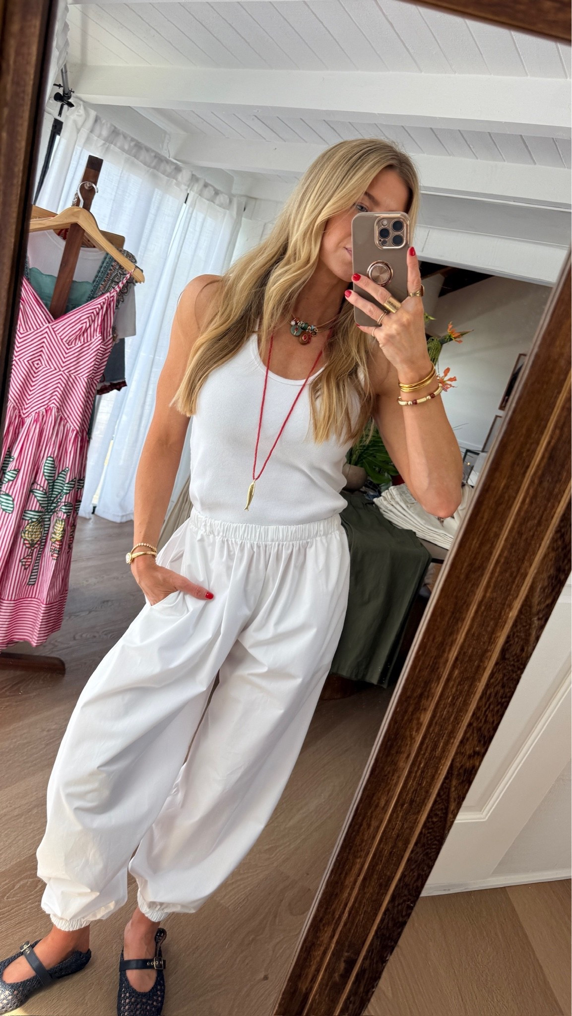White tank + balloon pants! 
Tank: runs TTS, wearing size small 
Pants: run TTS, wearing size small

#LTKootd #LTKgrwm #LTKSeasonal