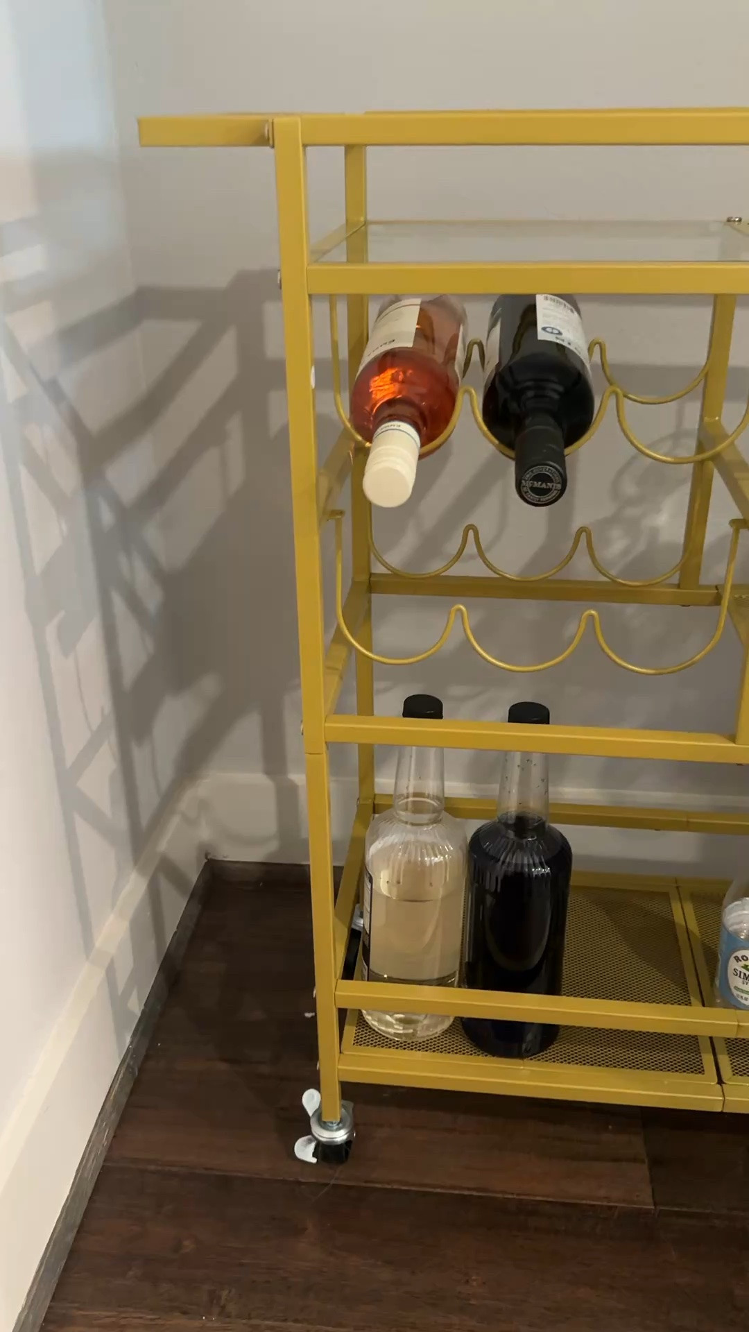 The cutest bar cart for holiday gatherings from Amazon. 

Bar, bar cart, home bar, Amazon, Amazon finds, parties, dinners

#LTKHome #LTKMens #LTKOver40