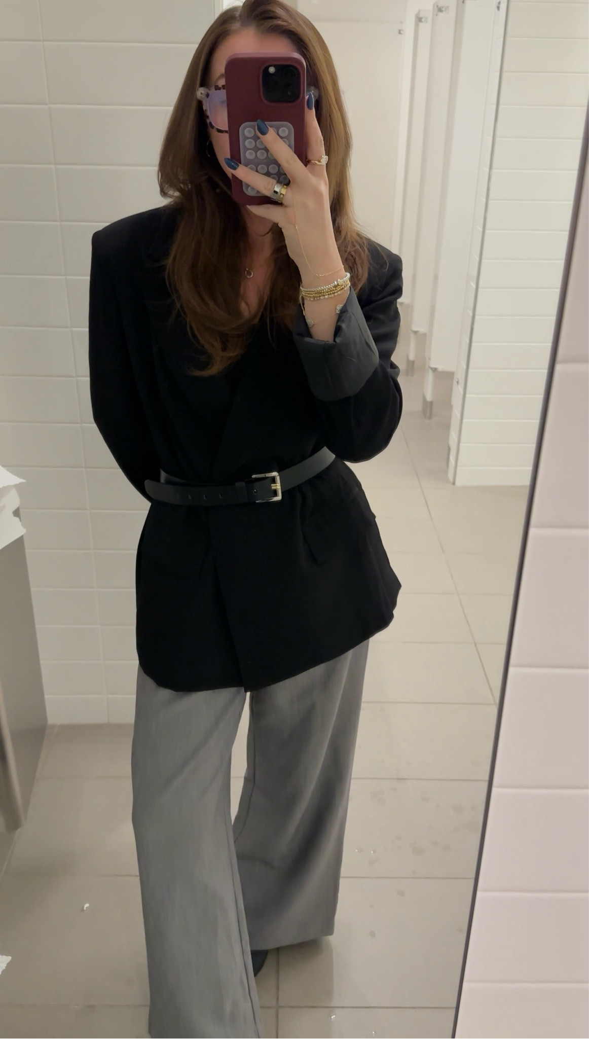 Office ootd! Wearing a size US 4 in the blazer and a size small in the pants - would reccomend sizing down on the pants 🖤

#LTKFindsUnder100 #LTKStyleTip #LTKWorkwear