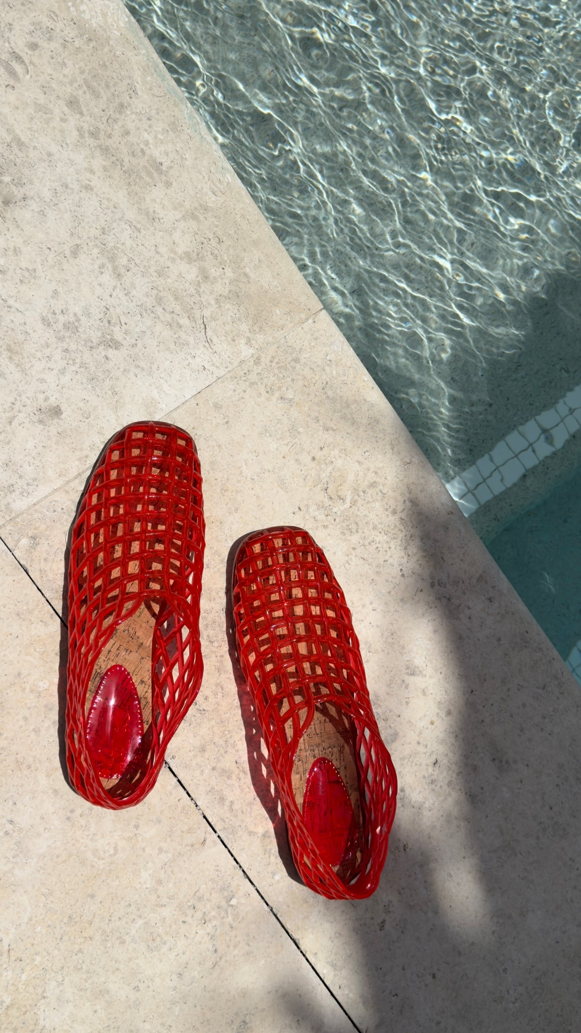 🪼 #jellyshoes

#LTKShoeCrush #LTKSummerEdit #LTKStyleTip