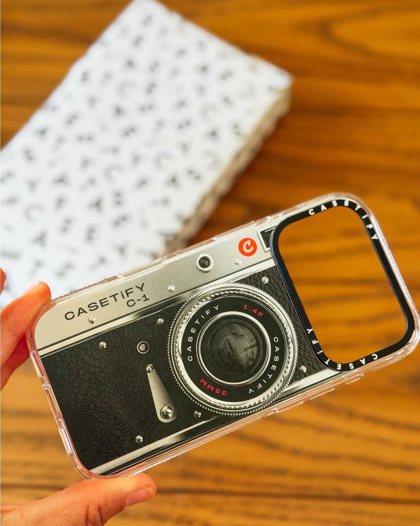 Current obsession ➡️ making everyday essentials feel intentional 
This camera-style case from
CASETiFY is the perfect mix of fun + functional-protective, slim, and gives that elevated aesthetic without the bulk📸
Because let's be honest... we're using our phones as cameras 90% of the time anyway 

#Itkfinds #Itkstyle #casetifycase
#elevatedessentials #momstyle

#LTKmomlife #LTKOver40 #LTKdayinmylife
