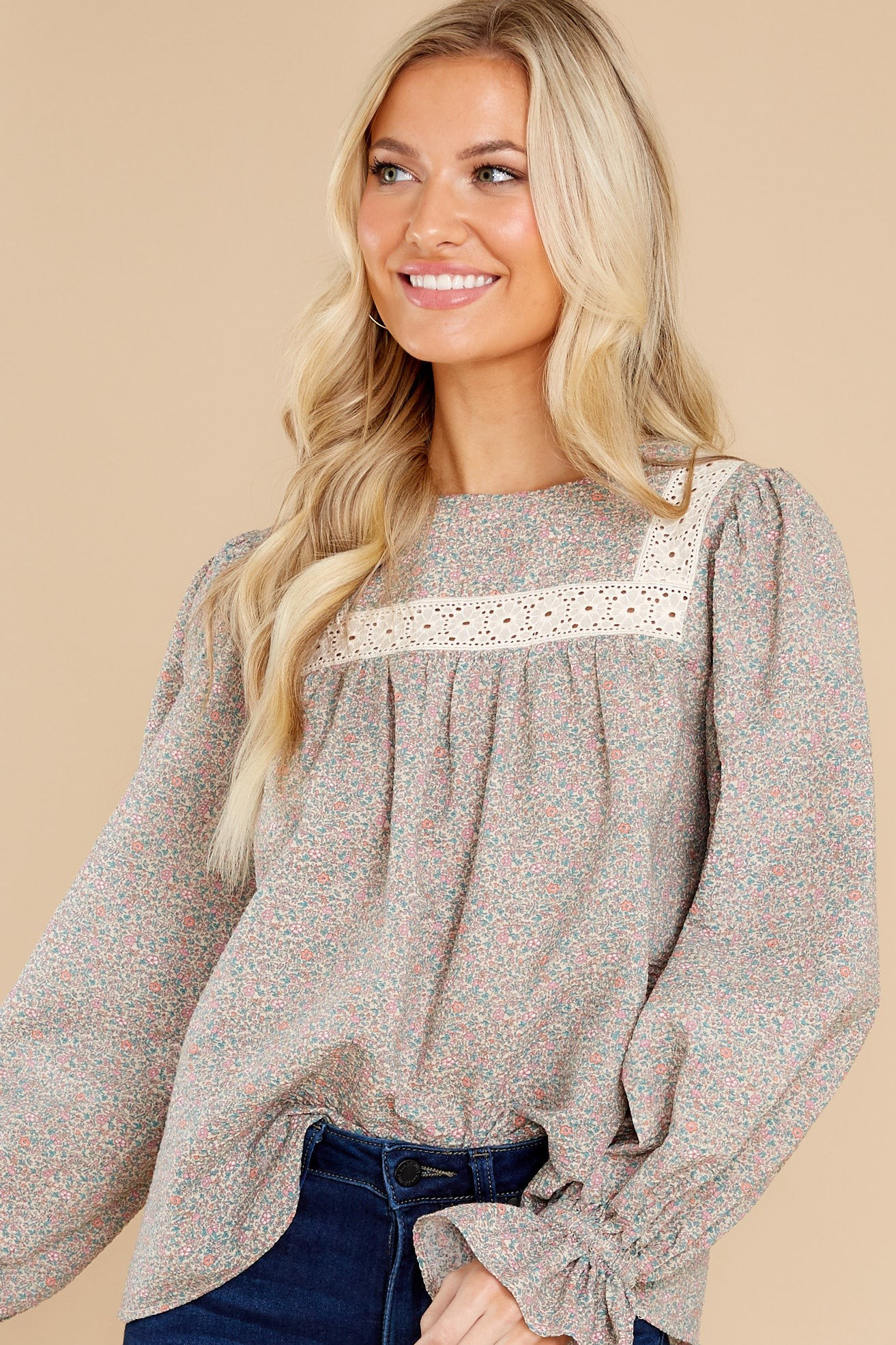 Peaceful Heart Ivory Floral Print Top | Red Dress 