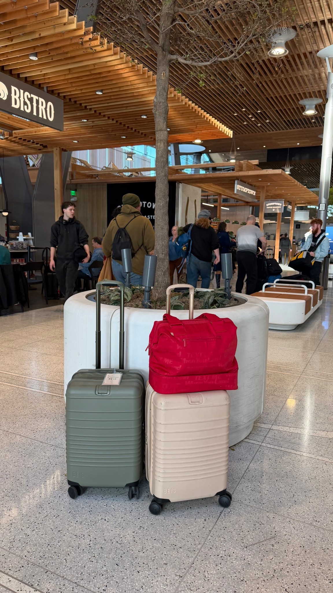 @BÉIS virtual warehouse sale is everything! Get up to 50% off select items! ✨

Linking more color options below! 

#LTKSaleAlert #LTKTravel