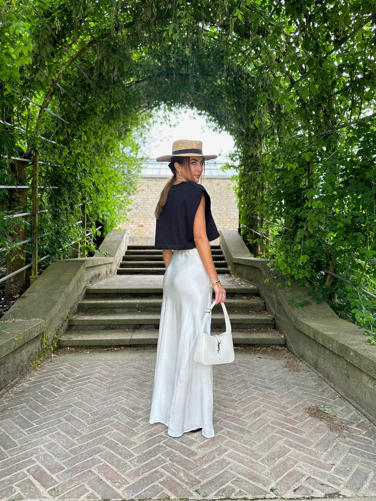 Summer ootd 🤍🖤

#LTKSeasonal #LTKFind #LTKstyletip