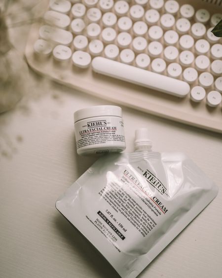 Ultra facial cream that comes in a refillable pack

Kiehls, facial moisturizer, facial cream, beauty brand, beauty products, sephora, sephora haul, clean beauty, sensitive skin

#LTKbeauty #LTKGiftGuide