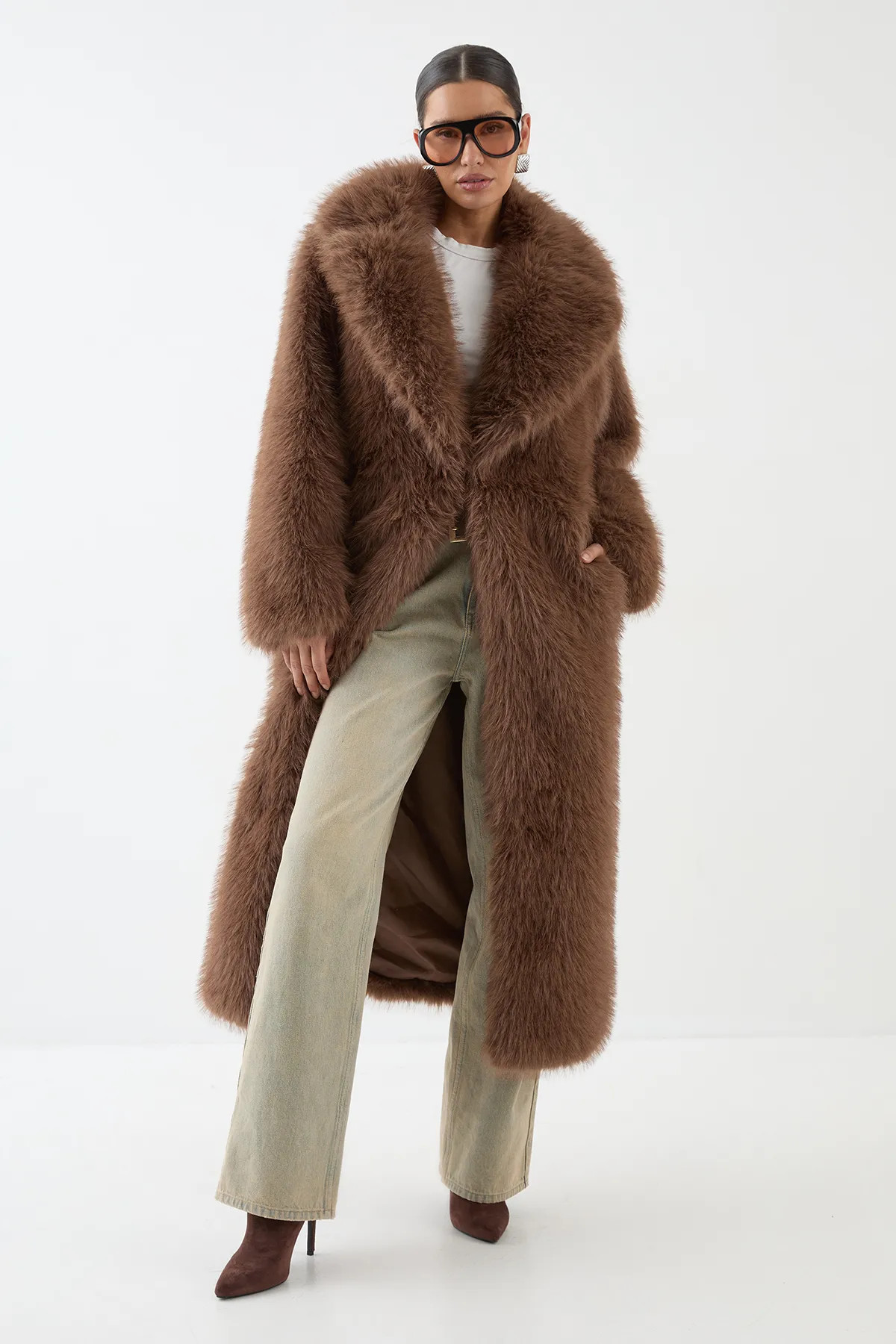 Long Faux Fur Wide Collar Coat | PrettyLittleThing US