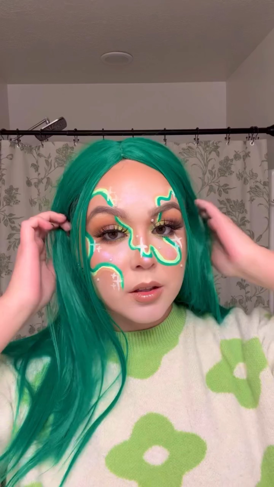 a swirly makeup removal moment 💫💚

products used:
pacificabeauty melt for you cleanser 
larocheposayusa foaming cleanser 
pacificabeauty glow baby 
cocokind moisturizer (I love it but omg it scared me at first)
summerfridays under eye cream 
lawless forget the filler lip mask

#makeupremoval #makeupremover #makeupreels #makeupproducts #skincare #skincareroutine #skincareproducts #pacificabeauty #smallcontentcreator #discoverunder3k

#LTKU #LTKFindsUnder50 #LTKBeauty