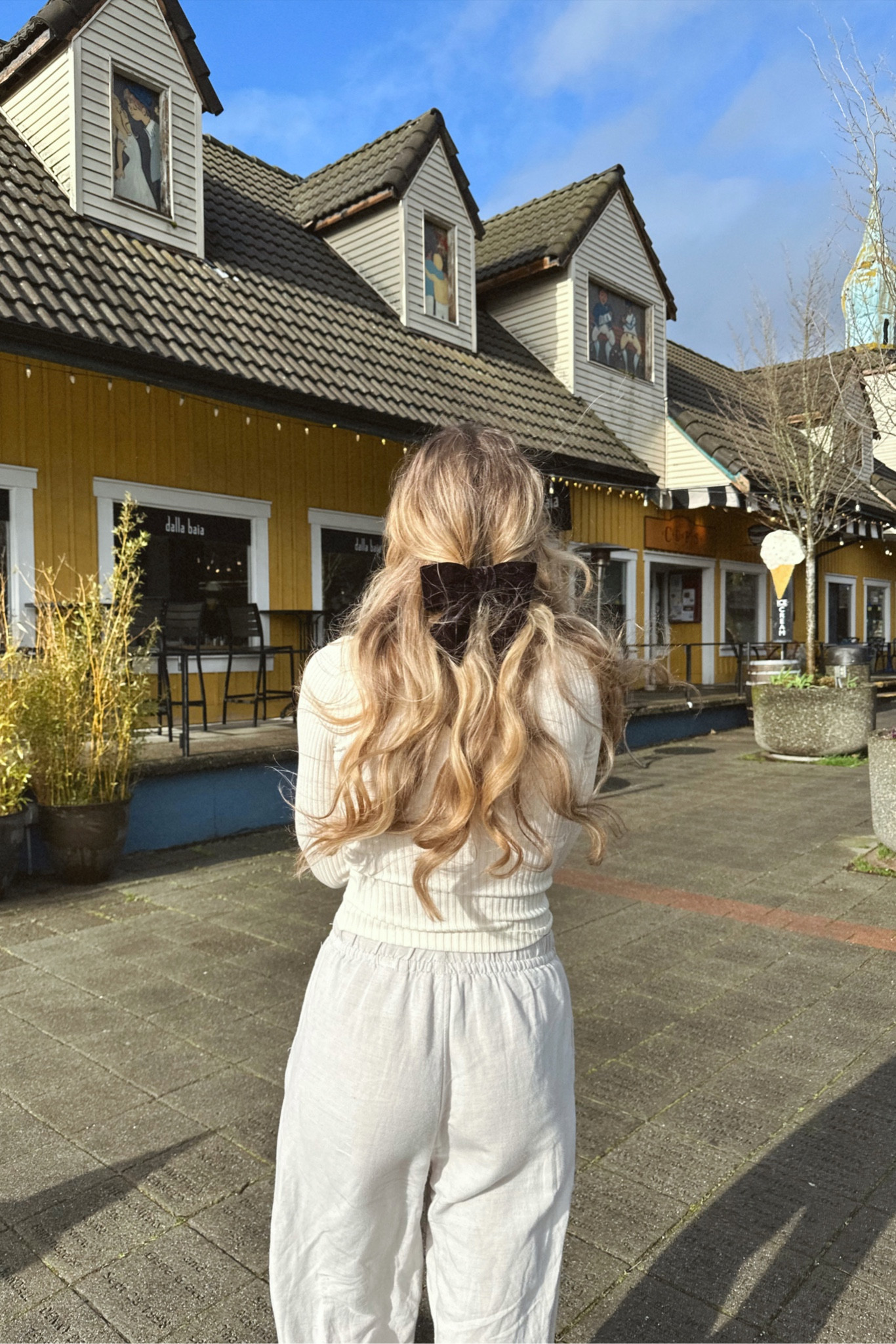 Black bow

#LTKFind #LTKstyletip