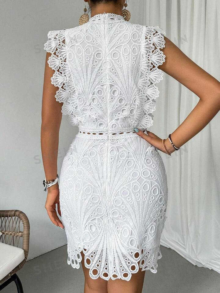 SHEIN Privé Vestido De Cordones Con Patrón Floral Calado | SHEIN