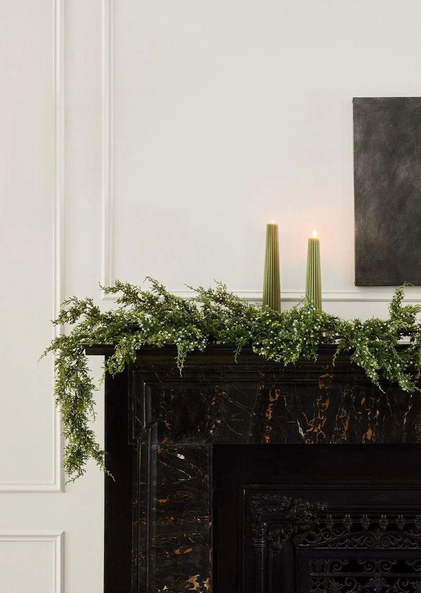 Artificial Juniper and Berry Christmas Garland - 48" | Afloral