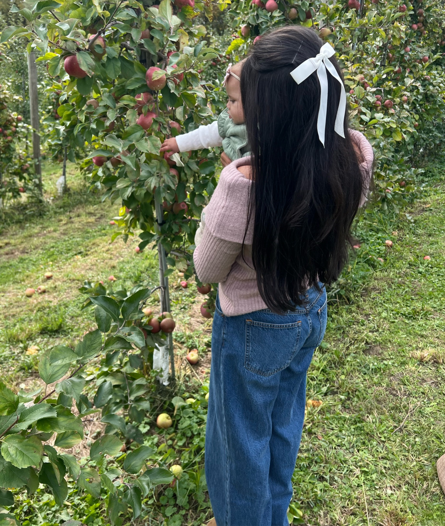 Pumpkin patch outfit🍂🫶🏼

#LTKStyleTip #LTKFamily #LTKSeasonal