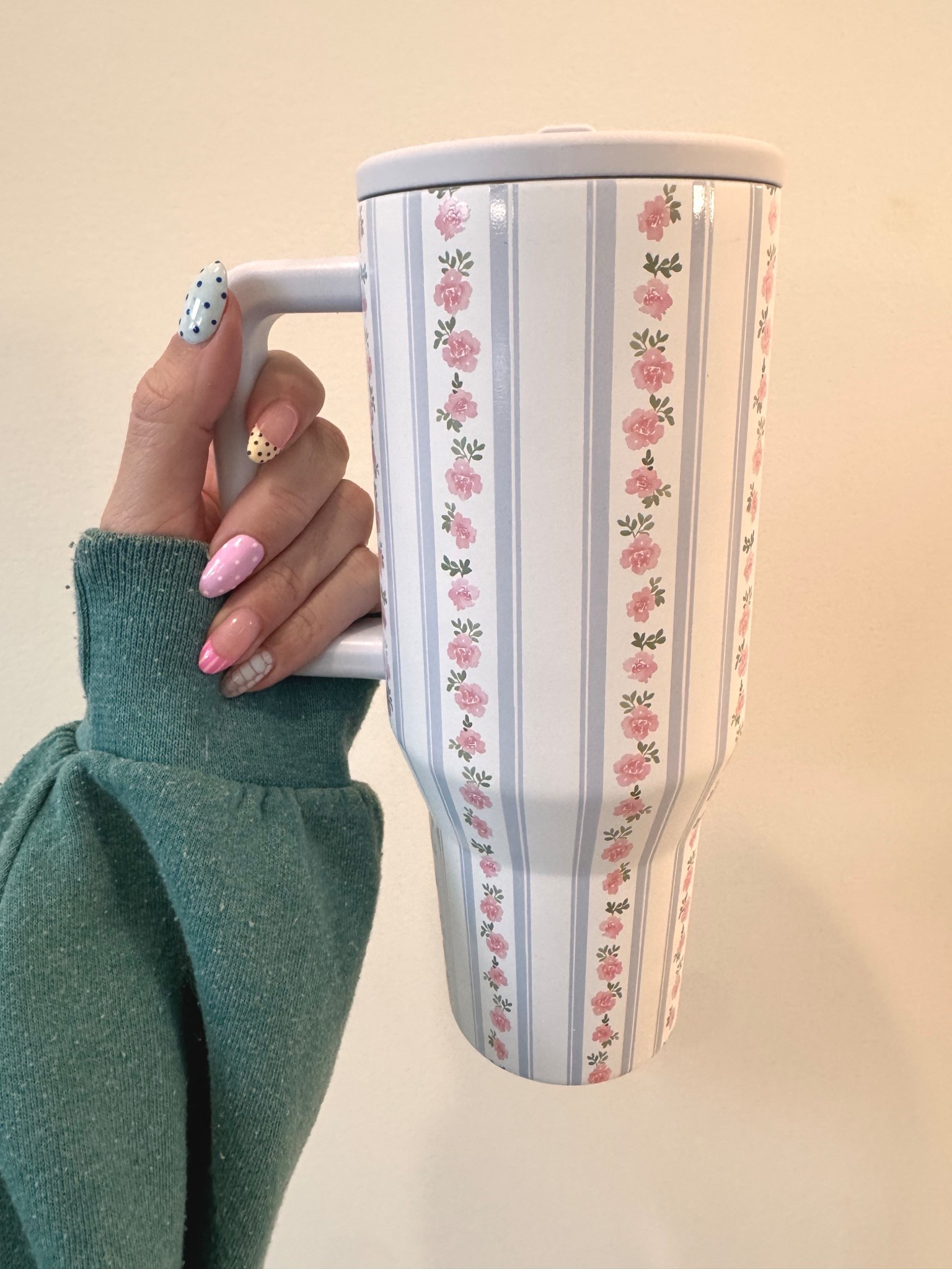 Love my new hydrojug 

#LTKOver40 #LTKHome #LTKdayinmylife