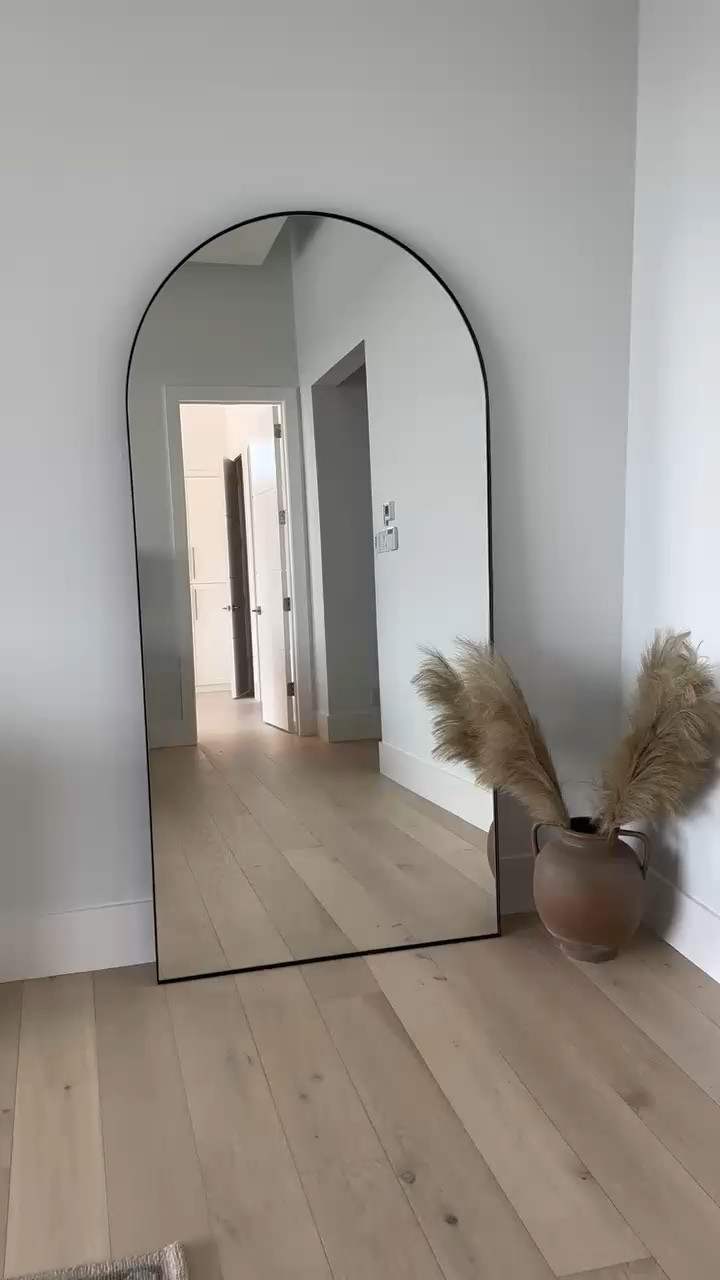 Primary bedroom
Neutral bedroom design
Arch mirror
Amazon bedspread
Studio McGee 