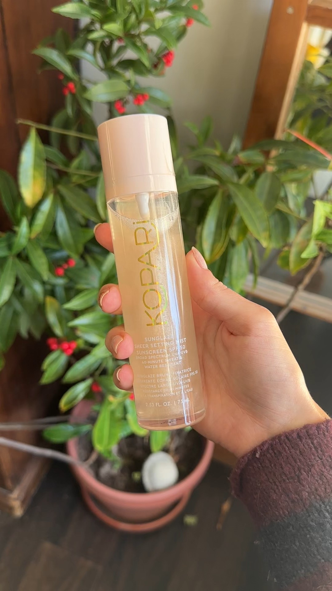 Cannot wait to try this glass skin setting spray with SPF 50

Summer makeup | spring makeup | glass skin | setting spray | sunscreen | skincare | dewy skin #LTKWatchNow

#LTKFindsUnder50 #LTKBeauty